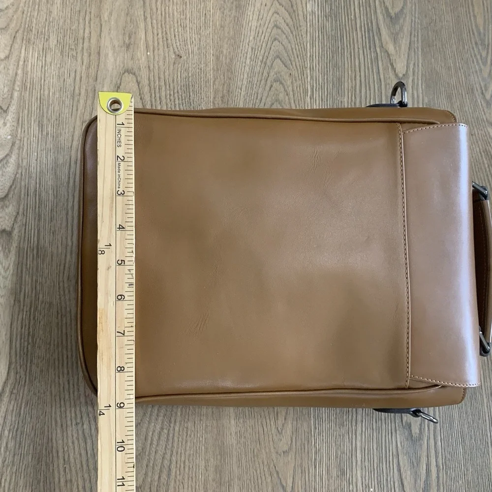 Mark & Graham Leather Double Wine Bottle Carrier Tote Brown Holds 2 Bottles